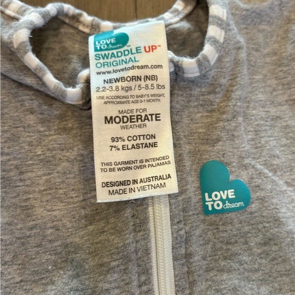 Love To Dream Swaddle Newborn Hands Up Gray 5-8.5 Lbs Pounds Moderate Weather - Picture 9 of 10